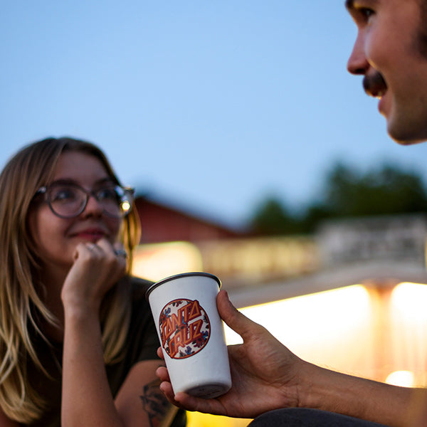 16oz-pint-cup-santa-cruz-t0 16oz_pints_santa_cruz_vacationdot_couple_square.jpg