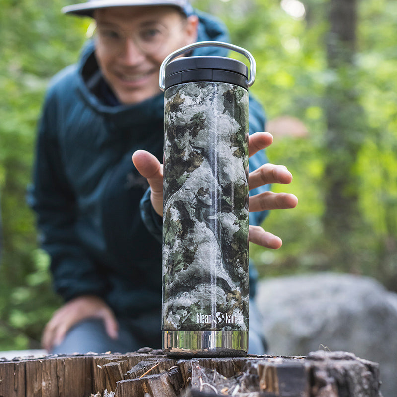 20oz-tkwide-with-twist-cap-mossy-oak-s2 20oz_bottle_twist_mossyoak_terragila_closeup_square.jpg