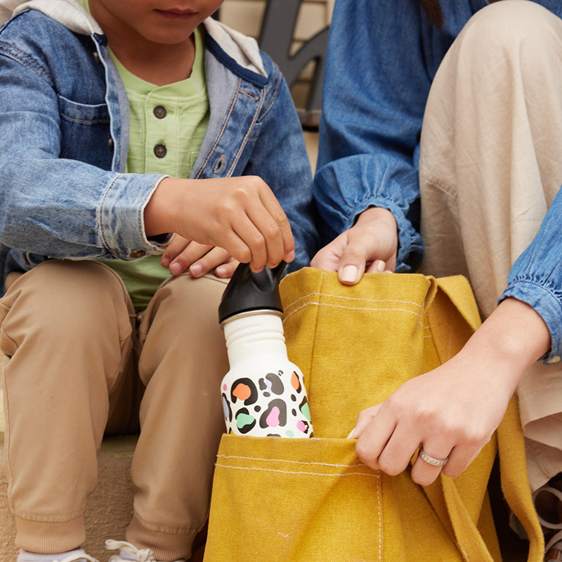 12oz-kid-s-classic-with-flip-seal-sport-cap-o3 kid_sport_flip_seal_12oz_bag_pull_square.jpg