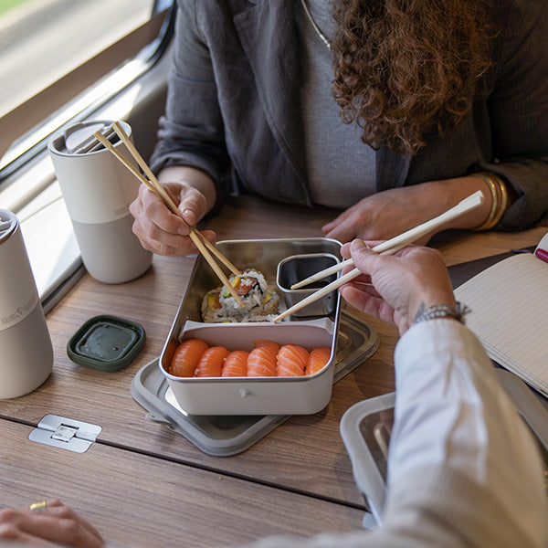 55oz-rise-food-box-big-meal-a3 rise_food_lunch_box_big_meal_tofu_sushi_share_square.jpg