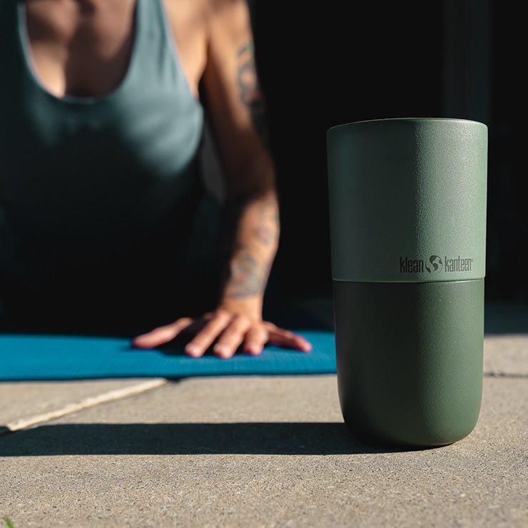 smoothie-set-l9 smoothie_kit_rise_tumbler_seaspray_closeup.jpg