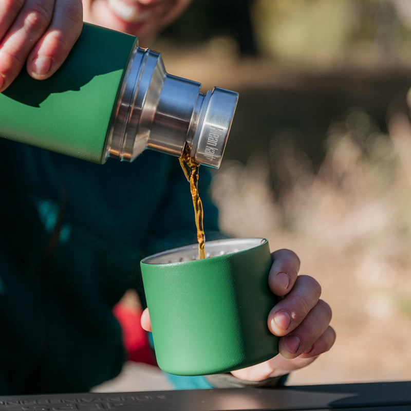 tkpro-maintenance-kit-m5 tkpro_32oz_thermos_green_pourthrough_lifestyle.jpg