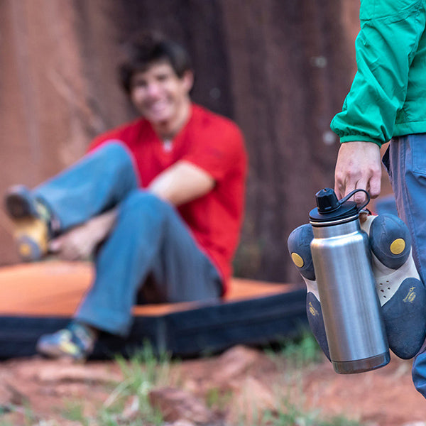 32oz-tkwide-with-chug-cap-m5 tkwide_32oz_chug_rockclimbers_square.jpg