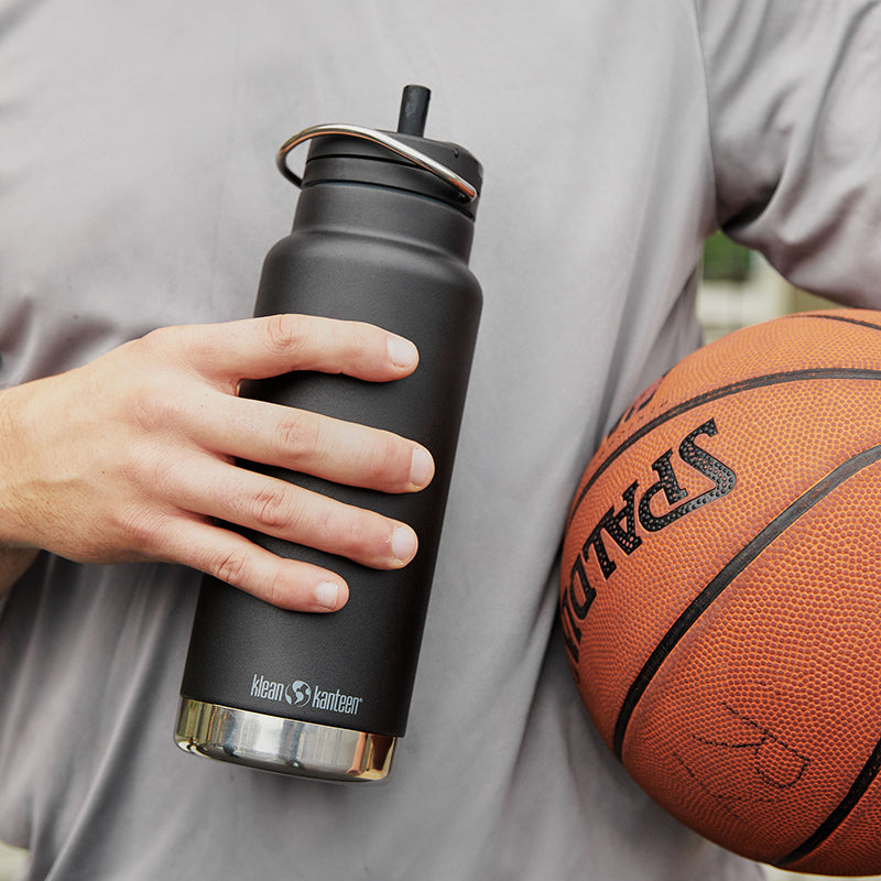 32oz-tkwide-with-twist-cap-o8 tkwide_32oz_insulated_bottle_twist_closeup_basketball_square.jpg